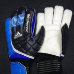 قفاز حارس مرمى اديداس