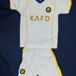 لبسة اطفال النصر السعودي